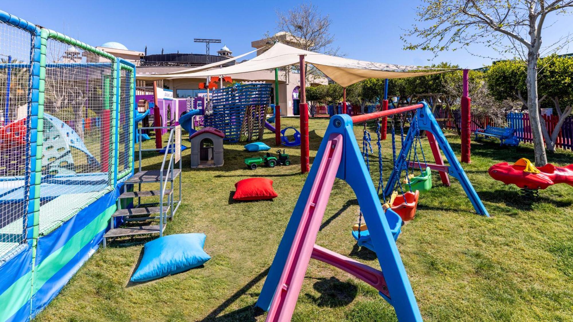 Spice Hotel & Spa Belek Exterior foto Playground at the hospital